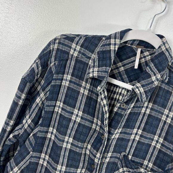 Free People Navy Blue Plaid Nordic Day Tie Hem Button Front Shirt Size Small - Picture 2 of 8